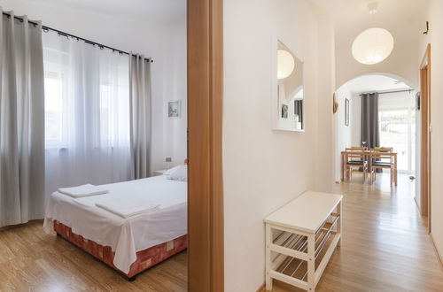 Foto 12 - Apartamento de 2 quartos em Split com terraço