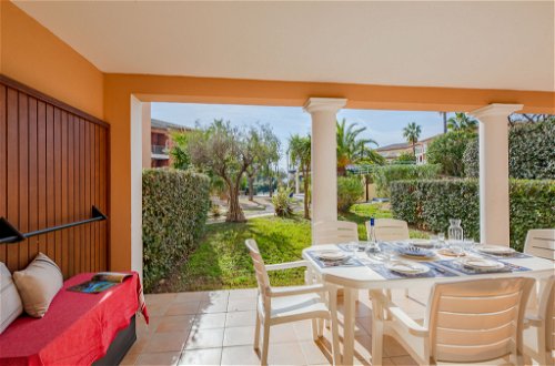 Photo 10 - 2 bedroom Apartment in Roquebrune-sur-Argens with swimming pool and sea view