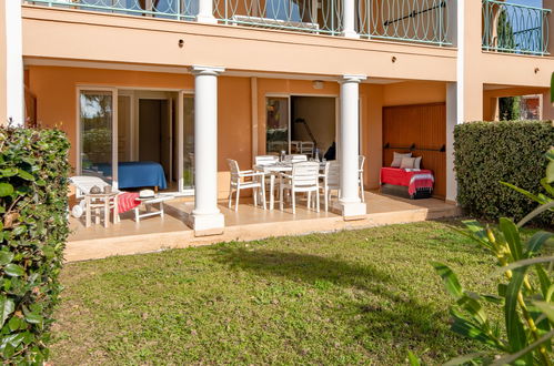 Foto 14 - Apartment mit 2 Schlafzimmern in Roquebrune-sur-Argens mit schwimmbad und garten