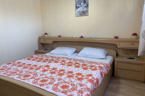 Foto 4 - Appartamento con 1 camera da letto a Mirow con giardino e vista sulle montagne