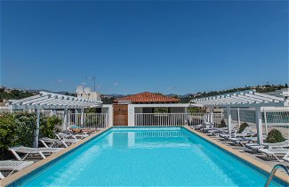 Foto 1 - Apartamento en Cagnes-sur-Mer con piscina y vistas al mar