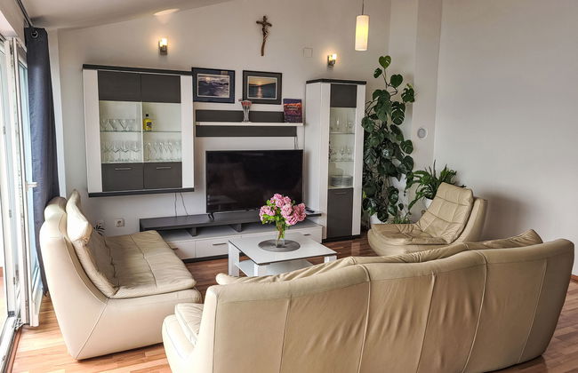 3 bedroom Apartment in Jasenice - Photo 4