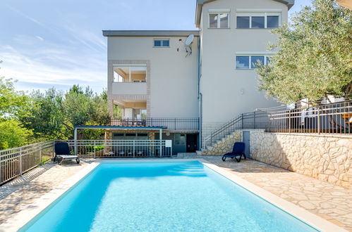 Photo 3 - Appartement de 2 chambres à Jasenice avec piscine et terrasse