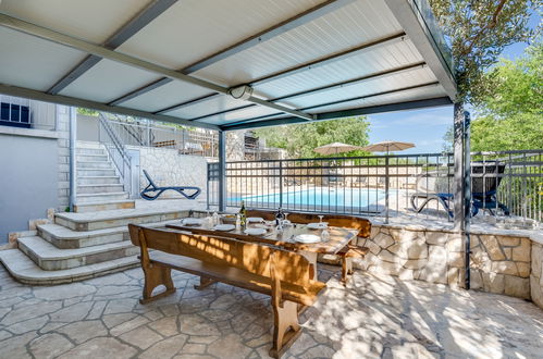 Photo 41 - Maison de 7 chambres à Jasenice avec piscine privée et terrasse