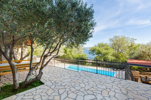 Photo 44 - Maison de 7 chambres à Jasenice avec piscine privée et terrasse