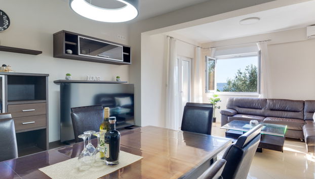 Apartment mit 3 Schlafzimmern in Jasenice mit schwimmbad und terrasse - Foto 4