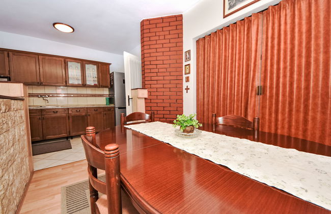 Appartement de 2 chambres à Pag avec jardin et terrasse - Photo 5