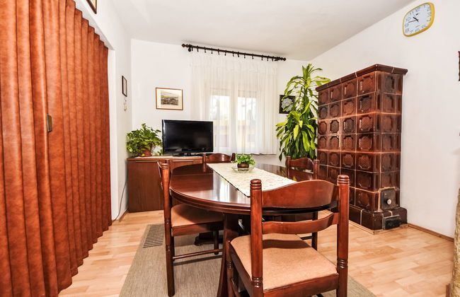 Appartement de 2 chambres à Pag avec jardin et terrasse - Photo 3