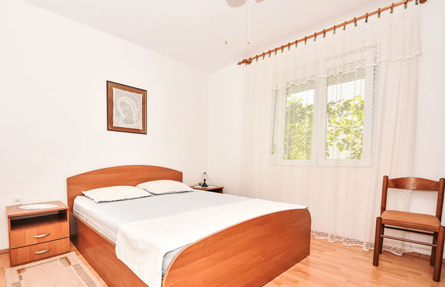 Appartement de 2 chambres à Pag avec jardin et terrasse - Photo 15