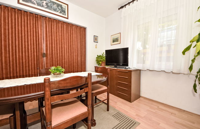 Appartement de 2 chambres à Pag avec jardin et terrasse - Photo 4