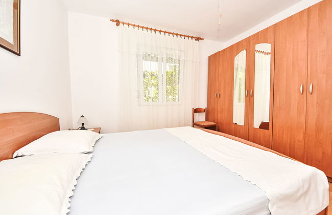 Appartement de 2 chambres à Pag avec jardin et terrasse - Photo 14