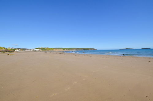 Foto 20 - Casa de 5 habitaciones en Pwllheli con jardín y vistas al mar