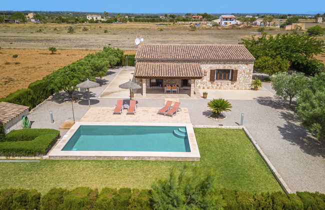 3 bedroom House in Campos with private pool and garden - Photo 2