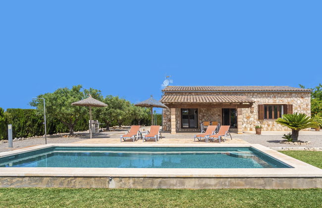 3 bedroom House in Campos with private pool and garden - Photo 1