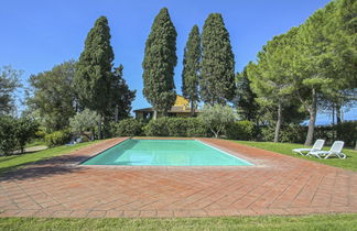 Photo 1 - Appartement de 2 chambres à Barberino Tavarnelle avec piscine et jardin