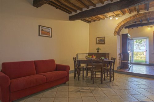 Photo 6 - 1 bedroom Apartment in Barberino Tavarnelle with swimming pool and garden