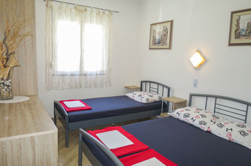 Foto 5 - Appartamento con 2 camere da letto a Vrsi con terrazza e vista mare