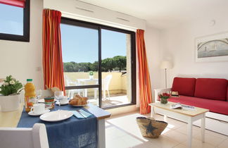 Photo 3 - 2 bedroom Apartment in Agde with swimming pool and sea view