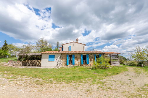 Foto 30 - Casa con 4 camere da letto a Montieri con giardino e terrazza