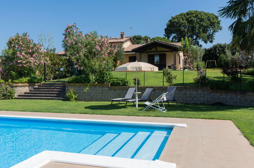 Foto 1 - Casa de 3 quartos em Bolsena com piscina e jardim