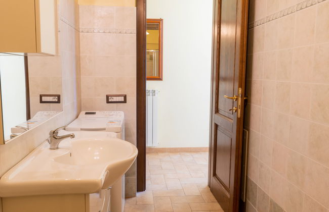 Casa de 4 quartos em Bolsena com piscina e jardim - Foto 17