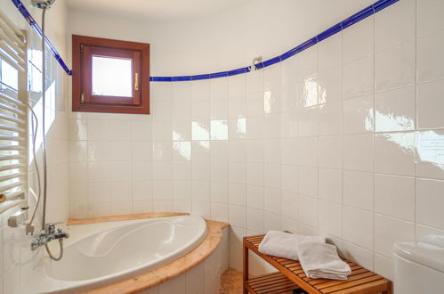 Foto 15 - Apartment mit 2 Schlafzimmern in Muro mit schwimmbad und blick aufs meer