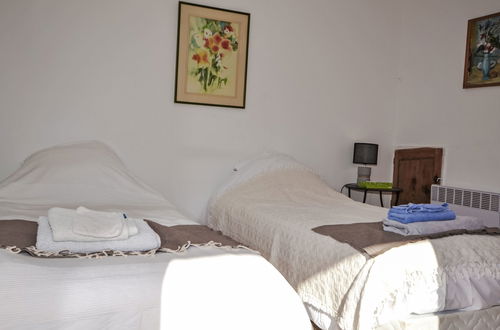 Photo 25 - 5 bedroom House in Viens with private pool and garden