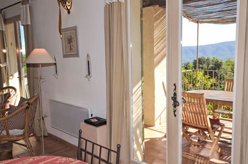 Photo 36 - 5 bedroom House in Viens with private pool and garden