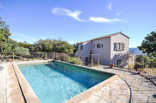 Photo 1 - 5 bedroom House in Viens with private pool and garden