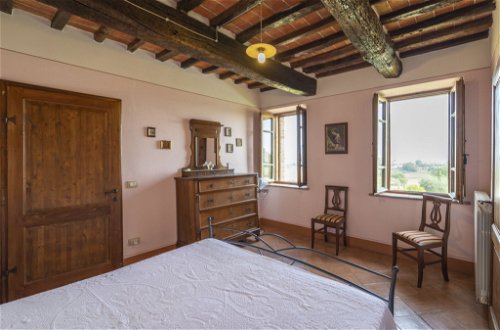 Foto 18 - Haus mit 4 Schlafzimmern in Cortona mit privater pool und sauna