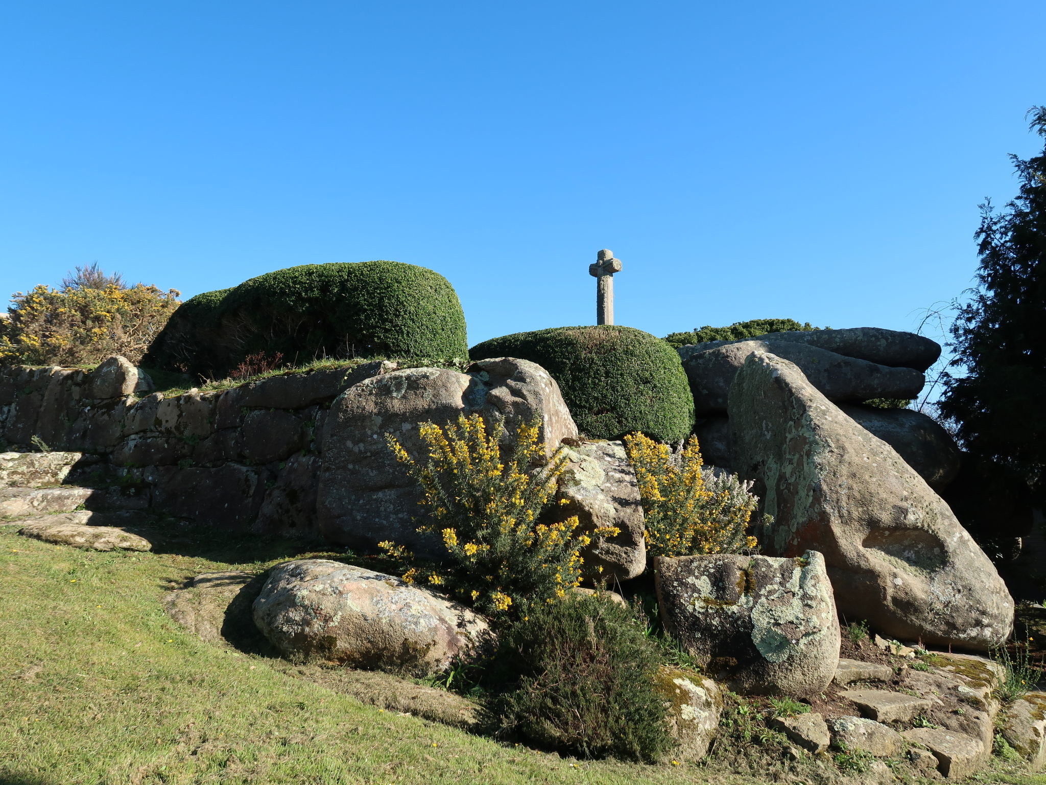 Foto 16 - Casa de 2 quartos em Pleumeur-Bodou com jardim e terraço