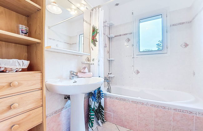 Casa de 2 quartos em Pleumeur-Bodou com jardim e terraço - Foto 13