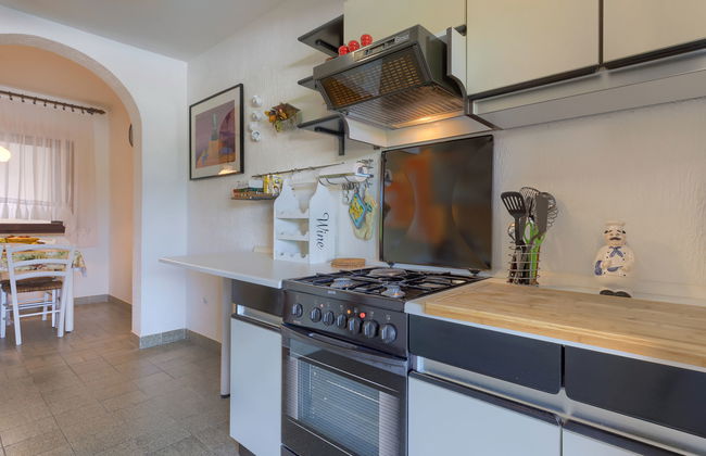 Apartamento de 3 quartos em Umag com piscina e jardim - Foto 8