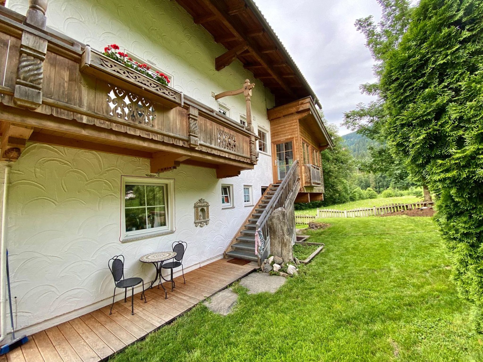 Foto 6 - Apartamento de 5 habitaciones en Ramsau im Zillertal con jardín y vistas a la montaña