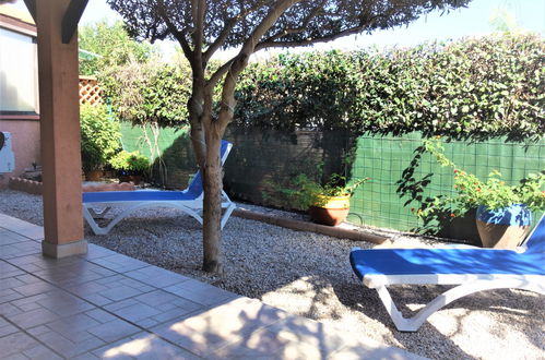 Photo 18 - Maison de 2 chambres à Saint-Cyprien avec piscine et vues à la mer