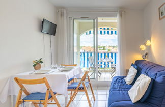 Photo 2 - 1 bedroom Apartment in Royan with private pool and sea view