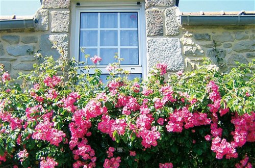 Foto 27 - Casa de 1 quarto em Lampaul-Ploudalmézeau com jardim e vistas do mar