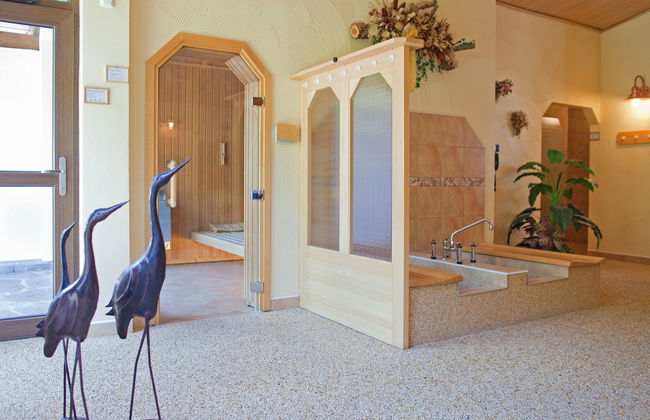 Casa de 3 quartos em Bad Emstal com piscina e jardim - Foto 17