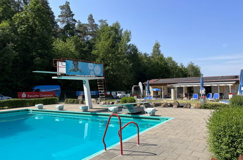 Photo 26 - Maison de 2 chambres à Bad Emstal avec piscine et vues sur la montagne