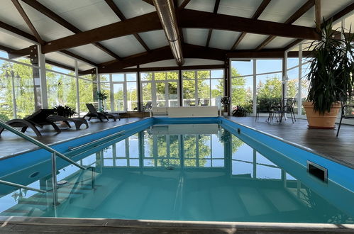 Photo 14 - Maison de 2 chambres à Bad Emstal avec piscine et vues sur la montagne