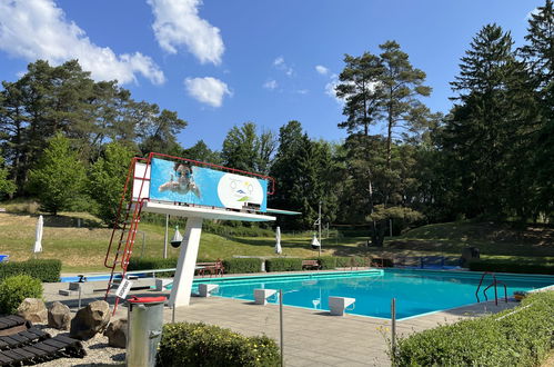 Foto 25 - Casa de 2 quartos em Bad Emstal com piscina e vista para a montanha