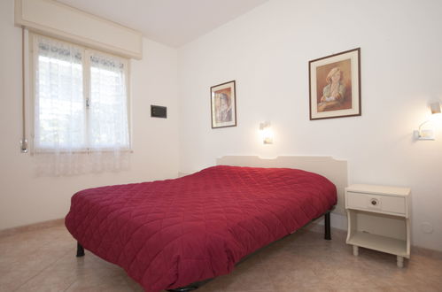 Foto 9 - Apartamento de 2 quartos em San Michele al Tagliamento com jardim e terraço