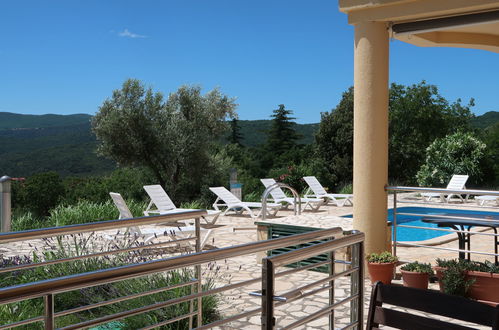 Foto 12 - Appartamento con 2 camere da letto a Labin con piscina e vista mare