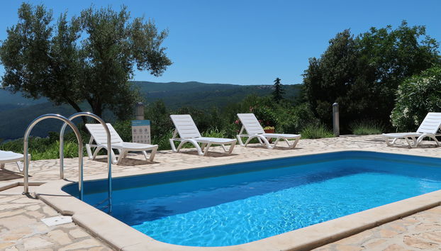 Apartamento de 3 quartos em Labin com piscina e terraço - Foto 3