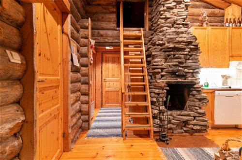 Foto 2 - Casa de 2 habitaciones en Kolari con sauna y vistas a la montaña