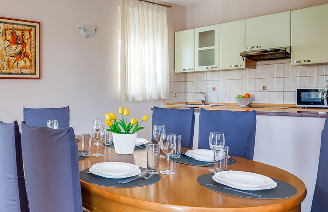 Apartamento de 3 quartos em Obrovac com jardim e terraço - Foto 8