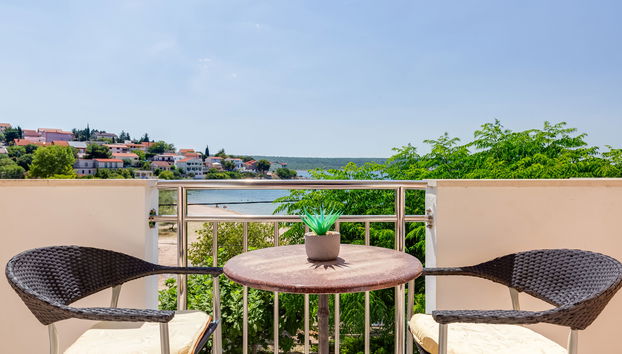 Apartment mit 3 Schlafzimmern in Obrovac mit garten und terrasse - Foto 4