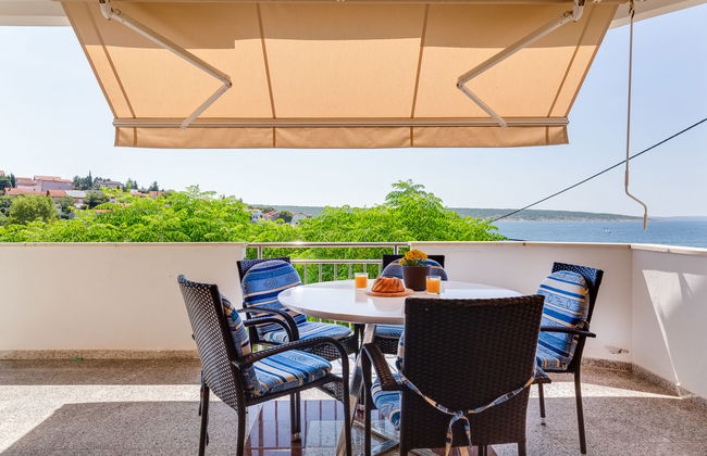 Apartamento de 3 quartos em Obrovac com jardim e terraço - Foto 14