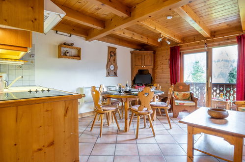 Foto 6 - Apartamento de 3 quartos em Les Houches com piscina e vista para a montanha