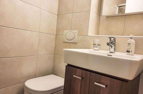 Foto 30 - Appartamento con 2 camere da letto a Gambarogno con piscina e terrazza